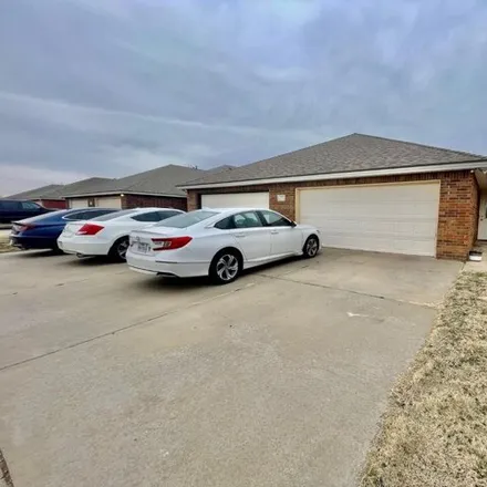 Buy this 6 bed house on 457 North Chicago Avenue in Lubbock, TX 79416