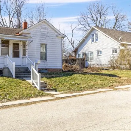 Buy this 3 bed house on 168 North Vine Street in Fayette, MO 65248