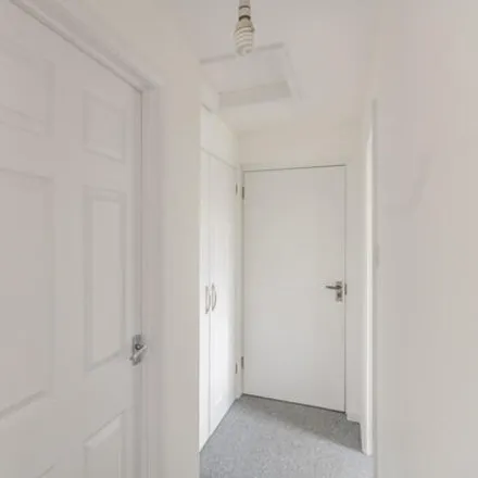 Image 5 - Harlech Close, Derby, DE21 7RE, United Kingdom - Apartment for sale