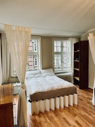 Rent this 1 bed apartment on Anna Eismann geb. Hustedt in Peterstraße, 20355 Hamburg