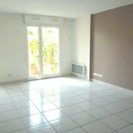 Rent this 2 bed apartment on 3 Allée des Frênes in 38240 Meylan, France