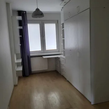 Rent this 3 bed apartment on Kalinowa 13 in 91-338 Łódź, Poland