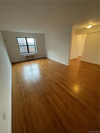 Image 4 - 65 Old Mamaroneck Road, City of White Plains, NY 10605, USA - Apartment for rent