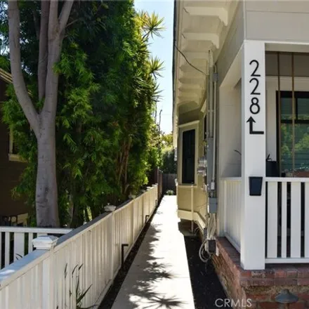 Image 2 - 220 East Washington Avenue, Orange, CA 92866, USA - Apartment for rent