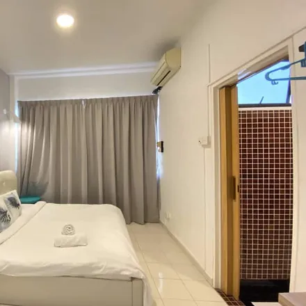 Image 1 - 107, Jalan Kelawai, Pulau Tikus - Apartment for rent