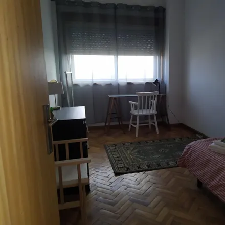 Rent this 7 bed room on Rua de Gonçalo Cristóvão in 4000-265 Porto, Portugal