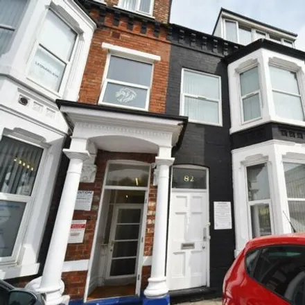 Image 1 - 76 Borough Road, Middlesbrough, TS1 2JH, United Kingdom - Townhouse for rent
