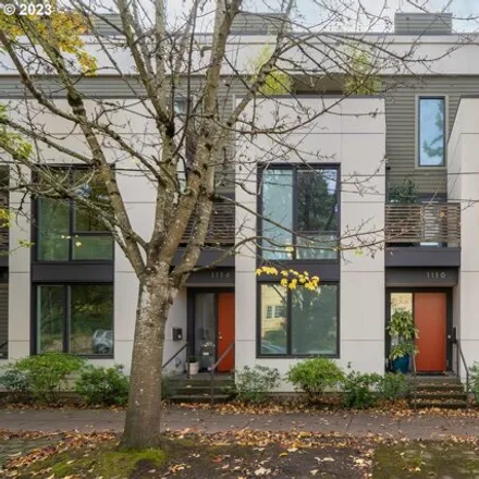 Buy this 2 bed condo on 1111 Northeast Tillamook Street in Portland, OR 97212