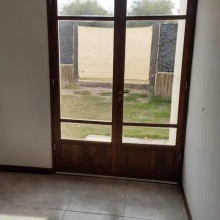 Buy this 2 bed house on Domingo Faustino Sarmiento 594 in 5515 Maipú, Argentina