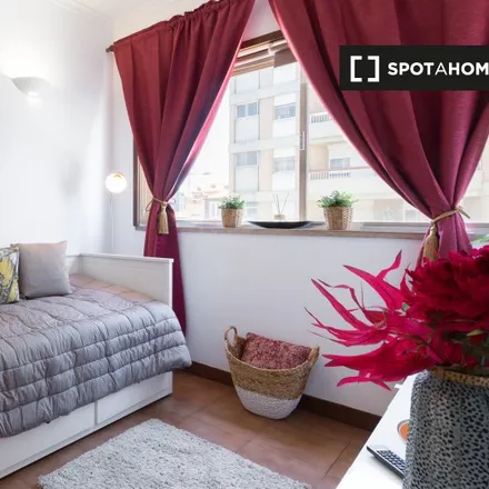 Rent this 1 bed apartment on Rua de João das Regras in 4000-290 Porto, Portugal