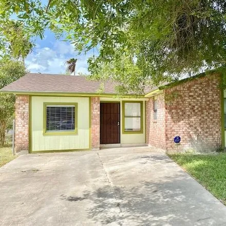 Rent this 3 bed house on 105 Glenn Court in Brownsville, TX 78521