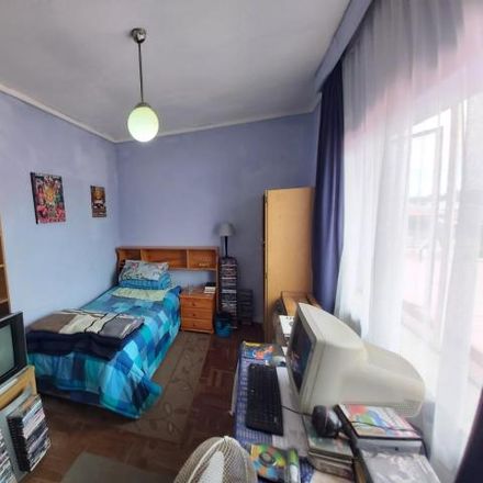Rent this 3 bed apartment on Johanna Street in Haddon, Johannesburg