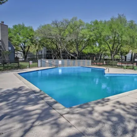 Rent this 2 bed apartment on 611 Wells Fargo Drive in Harris County, TX 77090