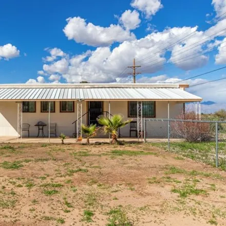 Buy this studio apartment on 2540 West Quail Road in Drexel Heights, Pima County