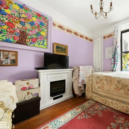 Image 5 - 528 WEST 111TH STREET 6 in Morningside Heights - Apartment for sale
