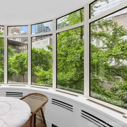 Image 3 - Rockefeller Apartments, 17 West 54th Street, New York, NY 10019, USA - Apartment for sale