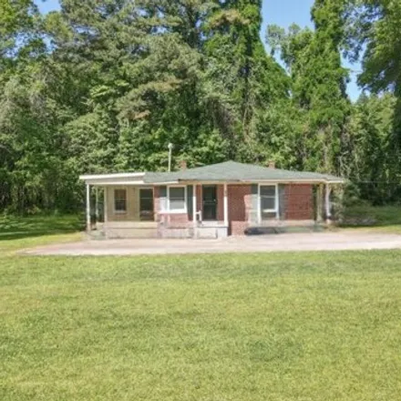 Buy this 3 bed house on 2701 Moonview Road in Shelby County, TN 38053