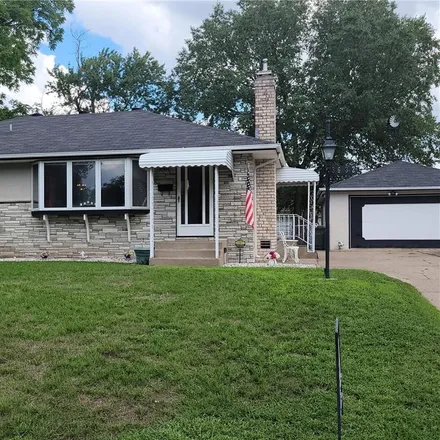 Buy this 3 bed house on 3632 Violet Avenue North in Brooklyn Center, MN 55429