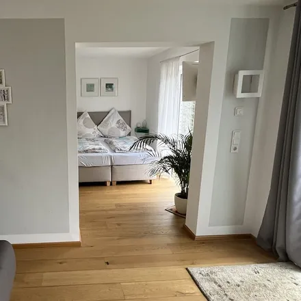 Rent this 2 bed apartment on 51503 Rösrath
