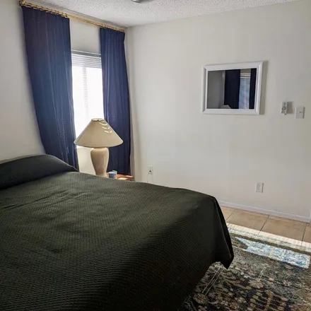Rent this 3 bed apartment on 10818 South Mandan Street in Phoenix, AZ 85044