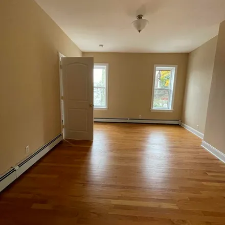 Rent this 3 bed apartment on 73 Victory Boulevard in New York, NY 10301