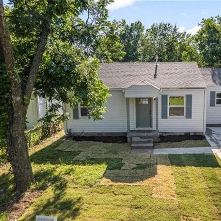 Buy this 3 bed house on 546 S Richmond Ave in Tulsa, Oklahoma