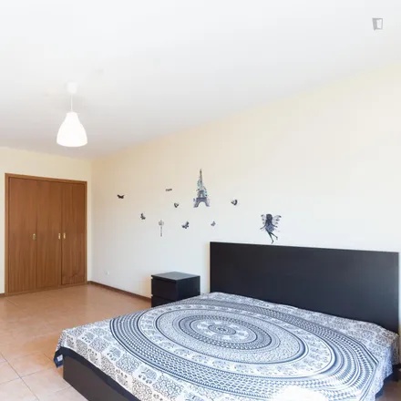 Image 4 - Rua Carlos Carneiro, 4250-482 Porto, Portugal - Apartment for rent