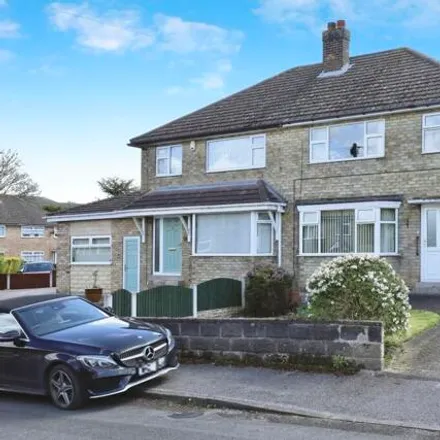 Buy this 3 bed duplex on Middleton Avenue in Dinnington, S25 2QQ