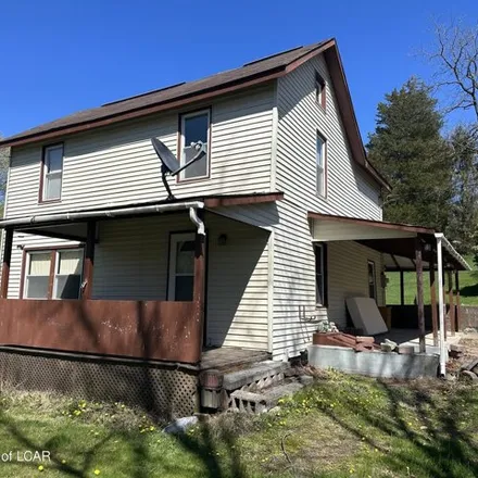 Buy this 3 bed house on 351 Bridge Street in East Side, Carbon County