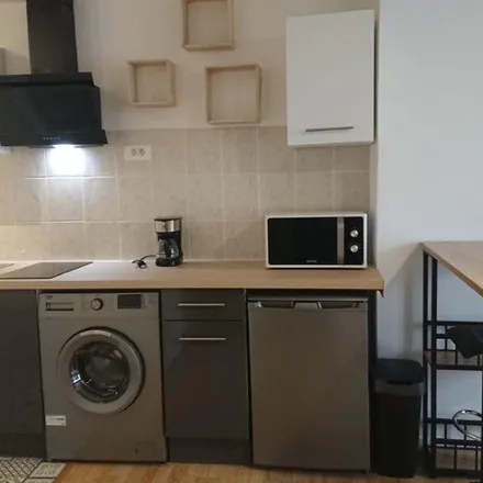 Rent this 1 bed apartment on 1 Rue Francis Marcero in 11100 Narbonne, France