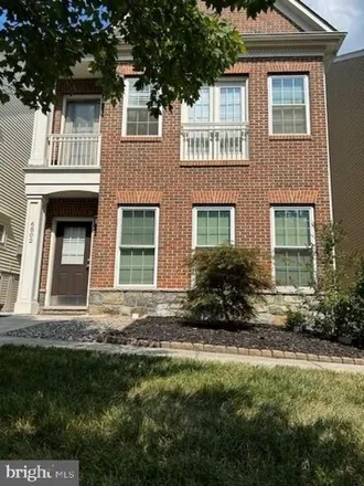 Buy this 3 bed townhouse on 6802 Chickadee Ln in New Market, Maryland