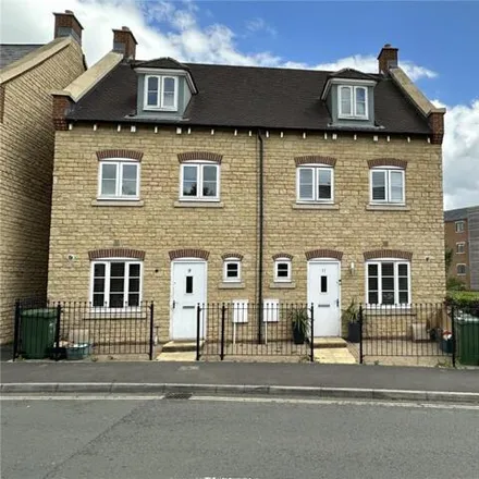 Buy this 3 bed duplex on unnamed road in Selsley, GL5 4SY