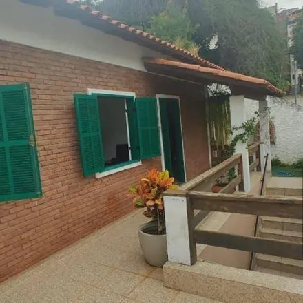 Buy this 3 bed house on Rua Melo Franco in Santa Cecília, Juiz de Fora - MG