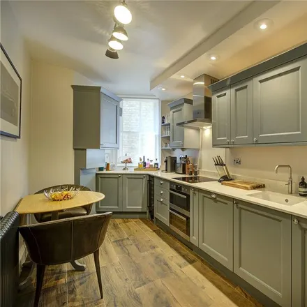 Image 3 - Clarence Gate Gardens, 148-168 Glentworth Street, London, NW1 6AU, United Kingdom - Apartment for rent