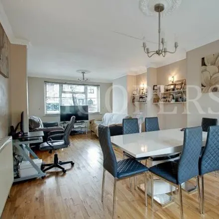 Buy this 5 bed townhouse on Review Road in London, NW2 7BH