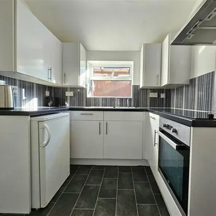 Image 7 - Enys Road, Eastbourne, BN21 2DF, United Kingdom - Apartment for sale