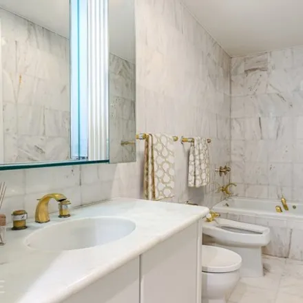Image 7 - 45 East 80th Street, New York, NY 10028, USA - Condo for sale