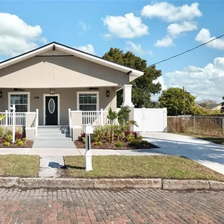 Buy this 4 bed house on 2825 West Chestnut Street in Tampa, FL 33607