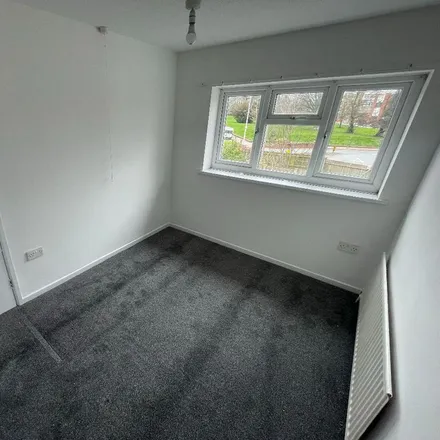 Image 7 - Roslyn Close, Smethwick, B66 3AR, United Kingdom - Townhouse for rent