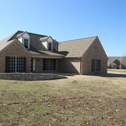 Buy this 3 bed house on 7014 East 150th Street North in Tulsa County, OK 74021