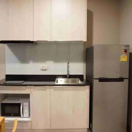 Rent this 1 bed apartment on Soi Kiangsiri in Khlong Toei District, 12060
