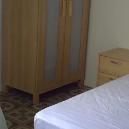 Rent this 4 bed room on Madrid in Calle de Guzmán el Bueno, 56