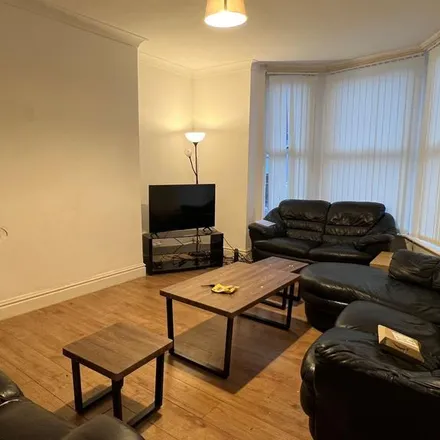 Image 6 - Garmoyle Road, Liverpool, L15 5AD, United Kingdom - Townhouse for rent