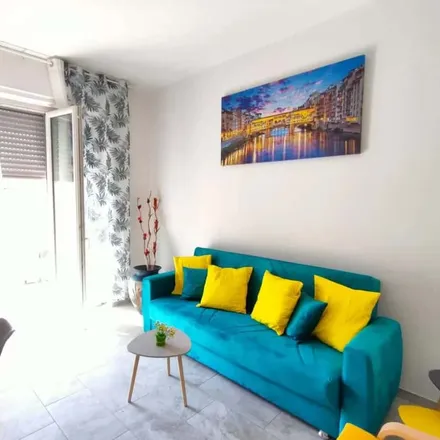 Rent this 3 bed apartment on Via Maso Finiguerra in 21 R, 50100 Florence FI