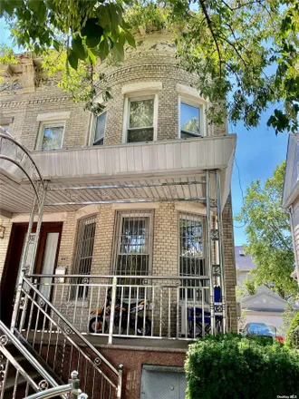 Buy this 6 bed townhouse on 86-18 Woodhaven Boulevard in New York, NY 11421