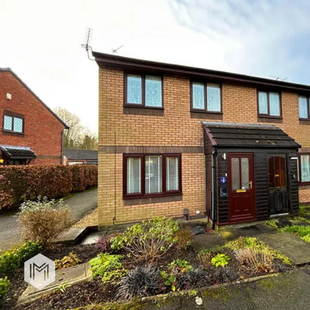 Buy this 3 bed duplex on Gilderdale Close in Gorse Covert, Warrington