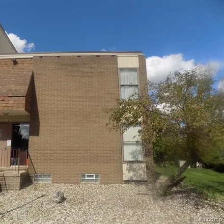 Rent this 2 bed condo on 53 1st Street in Mount Clemens, MI 48048