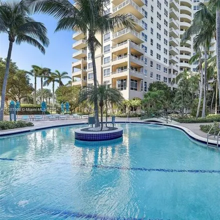 Image 6 - 19501 West Country Club Drive, Aventura, FL 33180, USA - Condo for sale