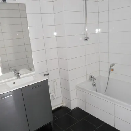 Rent this 3 bed apartment on 12 Allée des Acacias in 57050 Le Ban-Saint-Martin, France