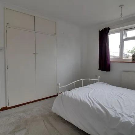 Image 8 - Millard Close, Basingstoke, RG21 5TT, United Kingdom - Apartment for rent